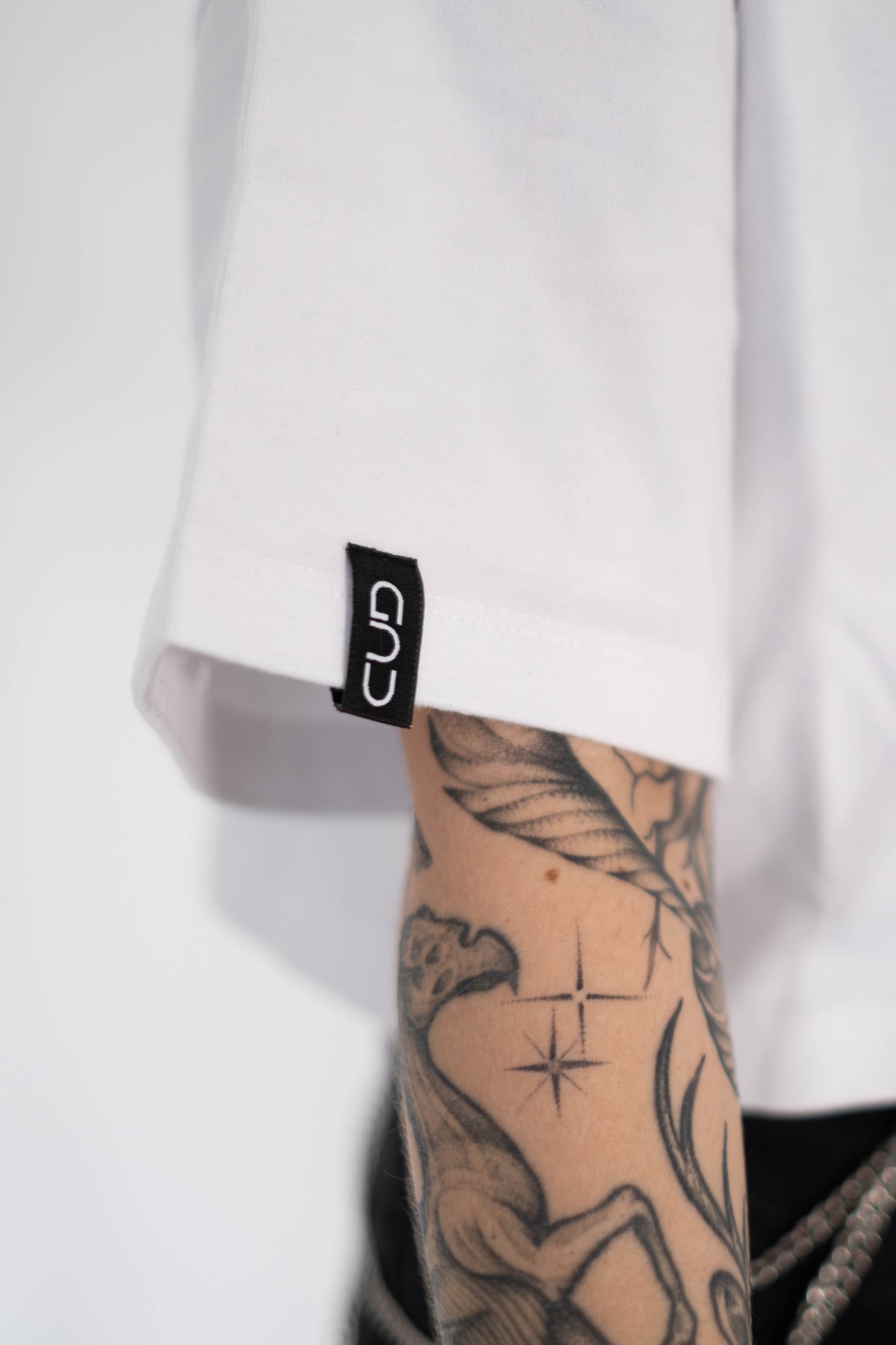 Cropped Tee – Gnu Basic White