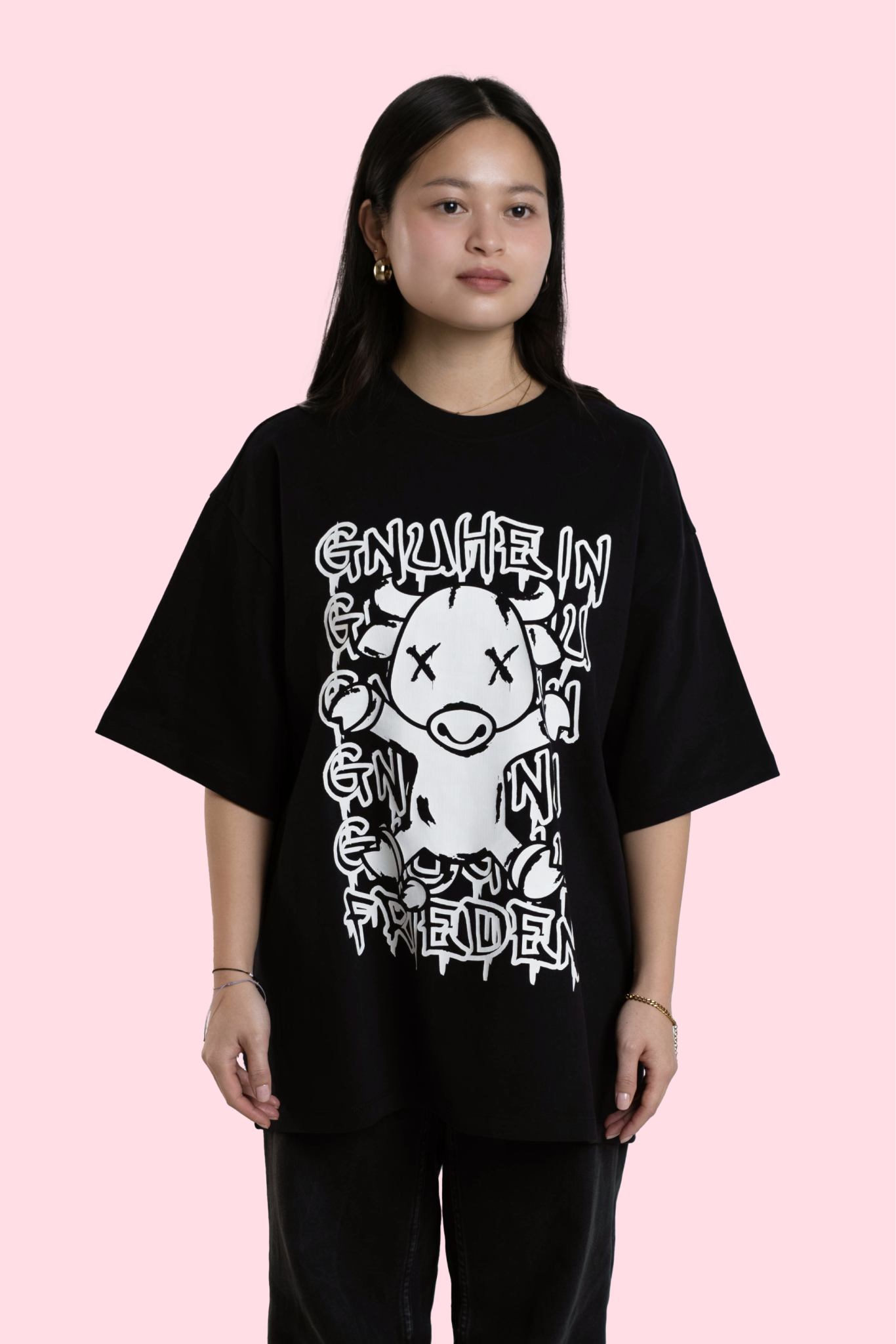 Oversized Tee – Gnuhe in Frieden Schwarz